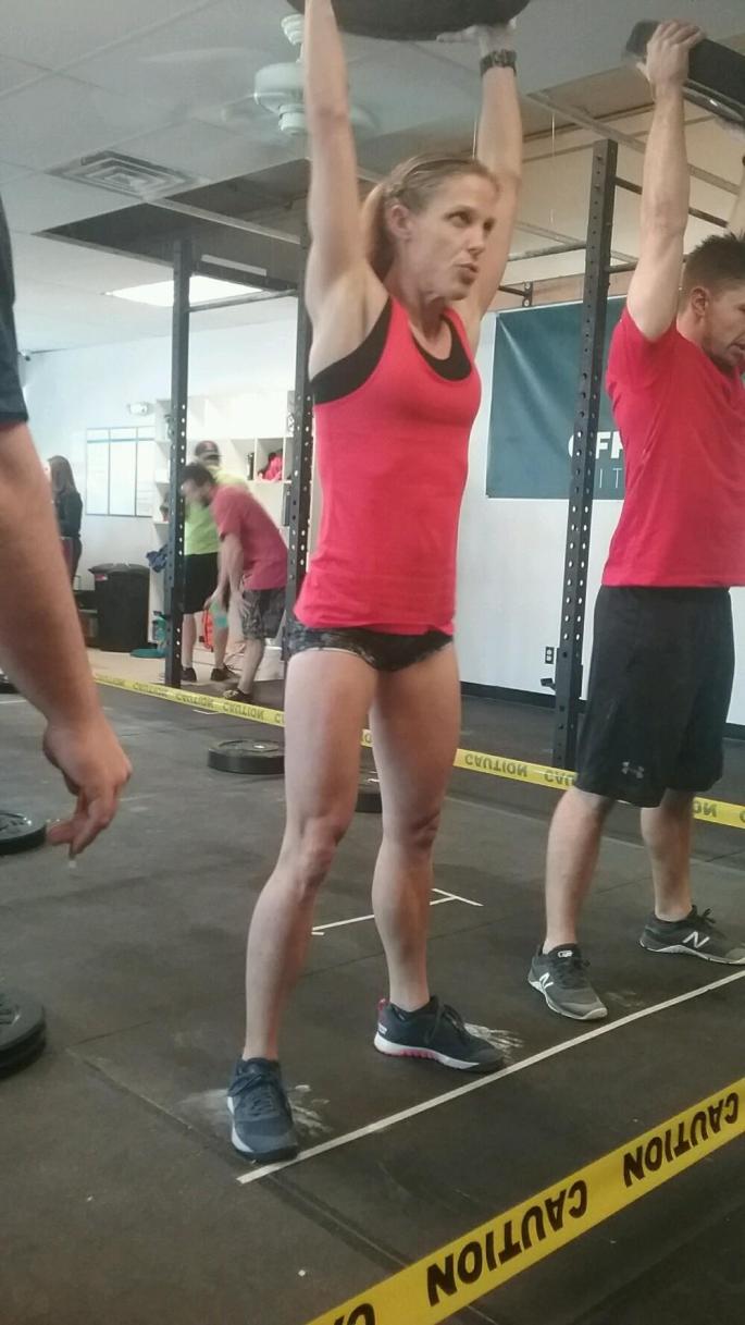 CrossFit Competition plate thrusters crossfitmomm.com