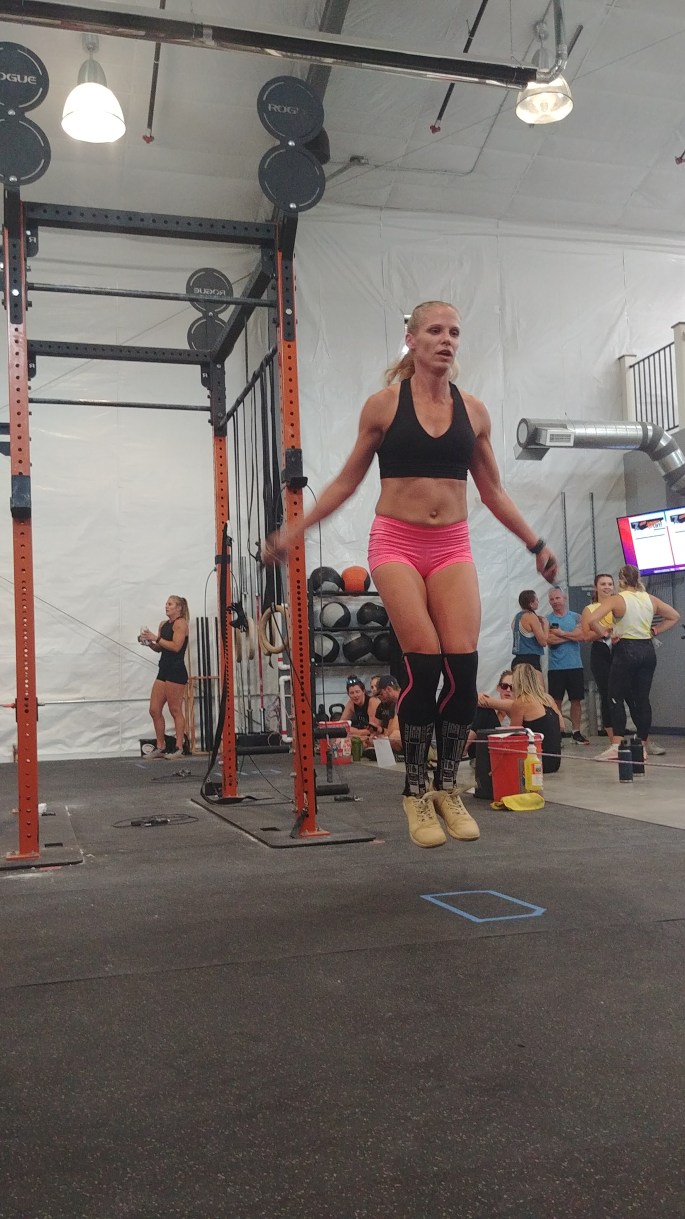 crossfit competition double unders www.crossfitmomm.com